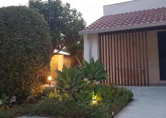 Coral Vicino Al Mare Fontane Bianche